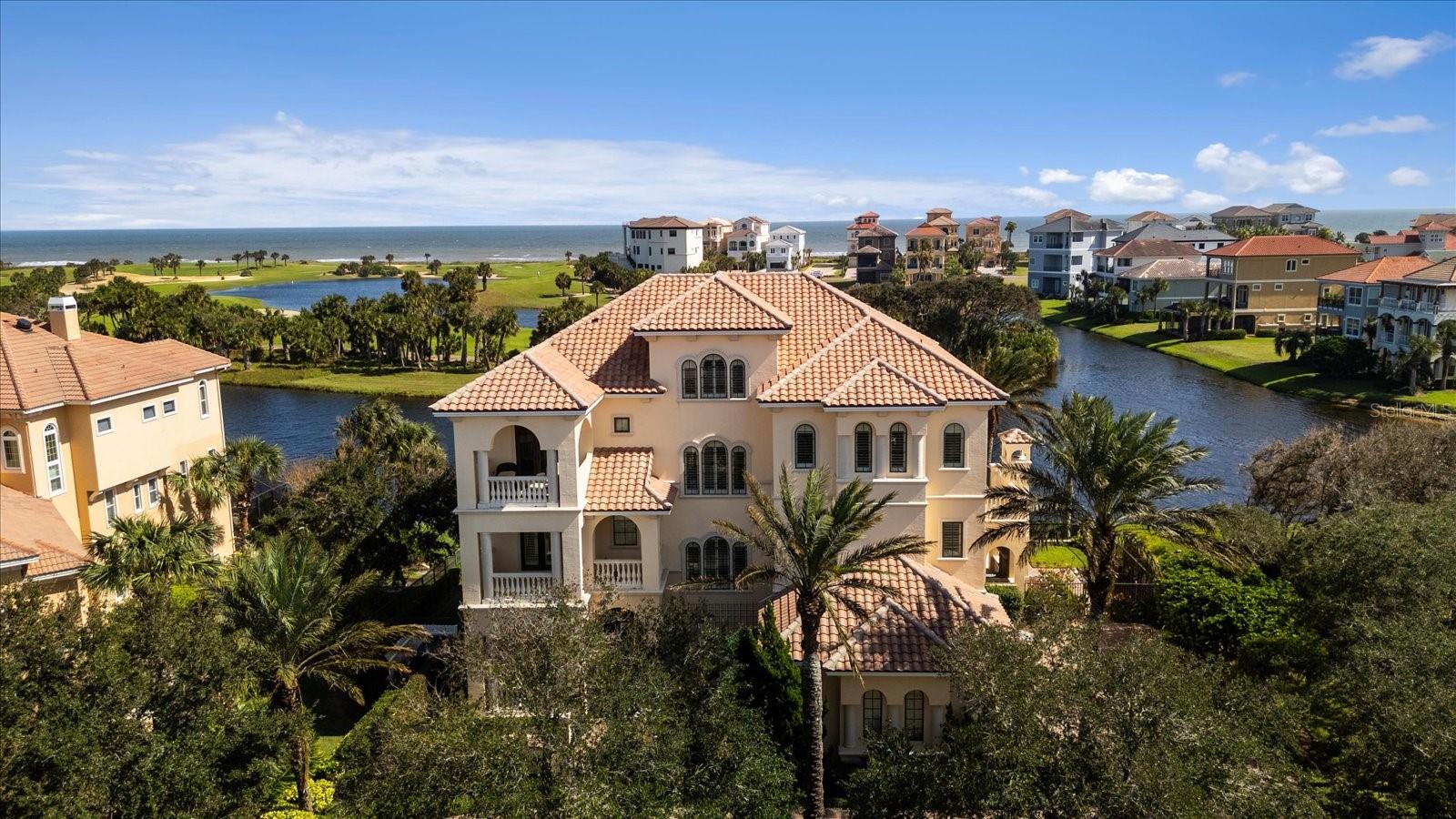 38 NORTHSHORE DR