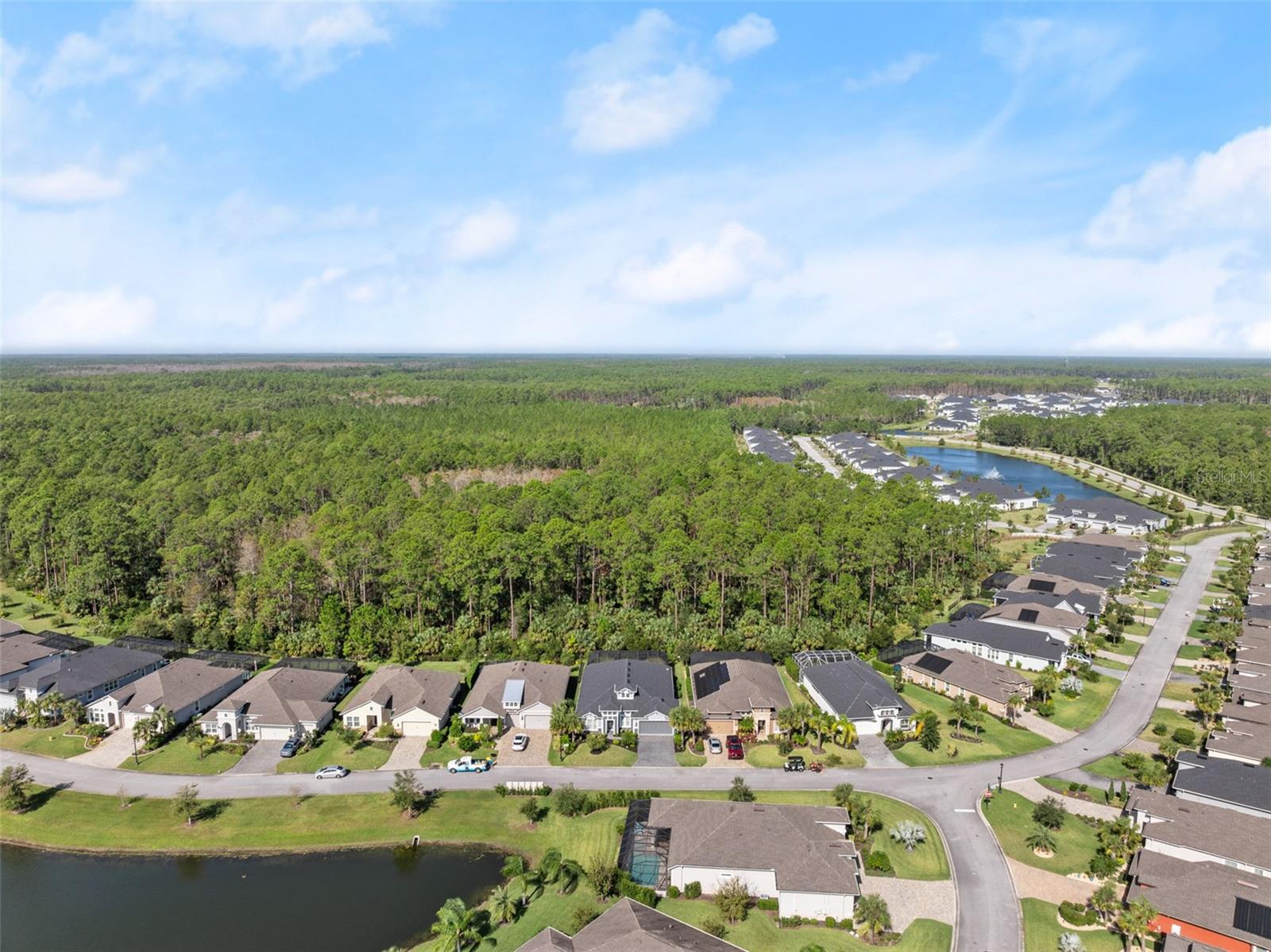 830 CREEKWOOD DR