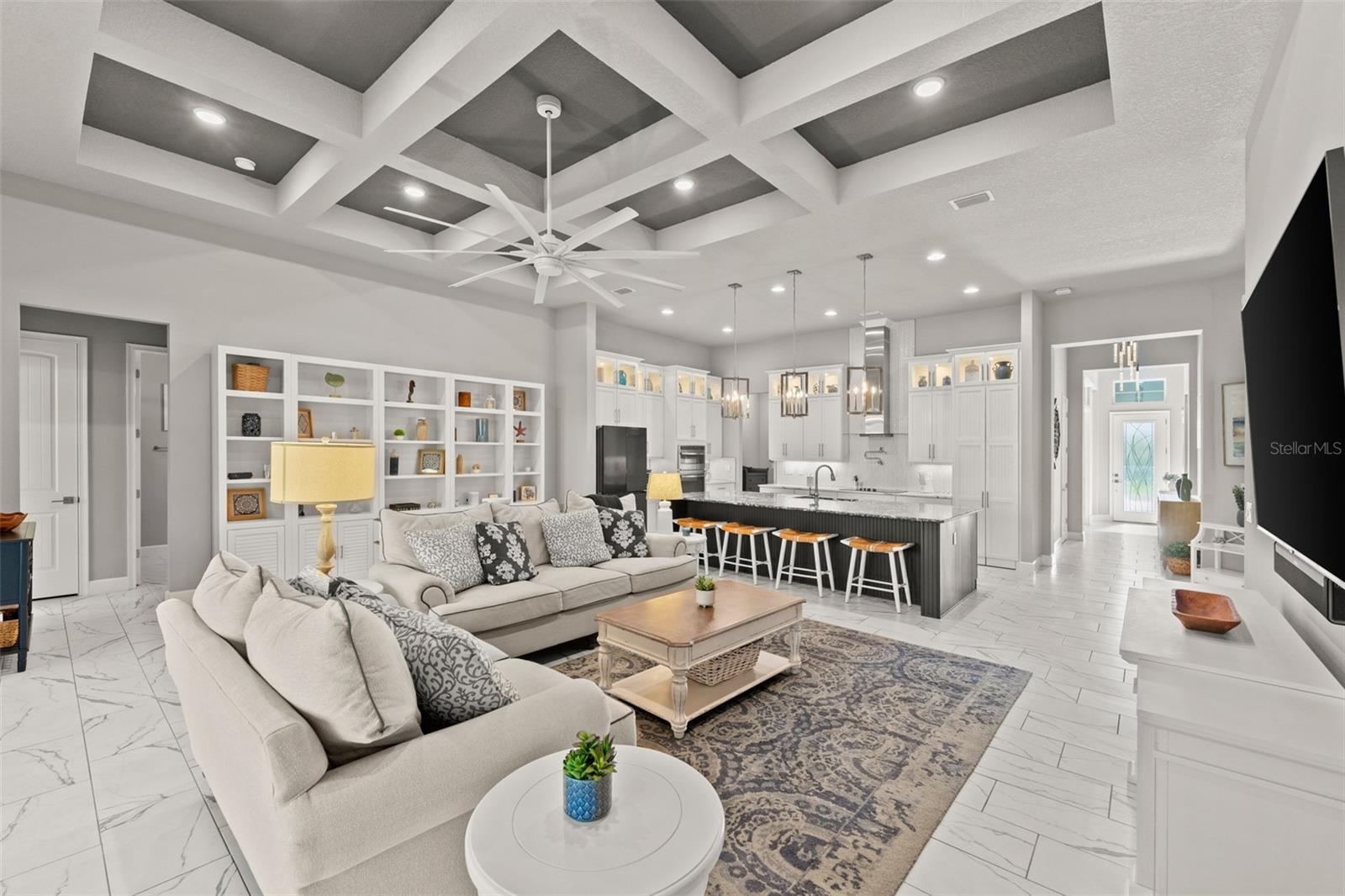 830 CREEKWOOD DR