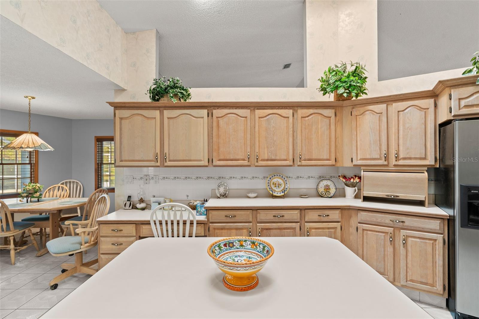 15 LAKE CHARLES PL
