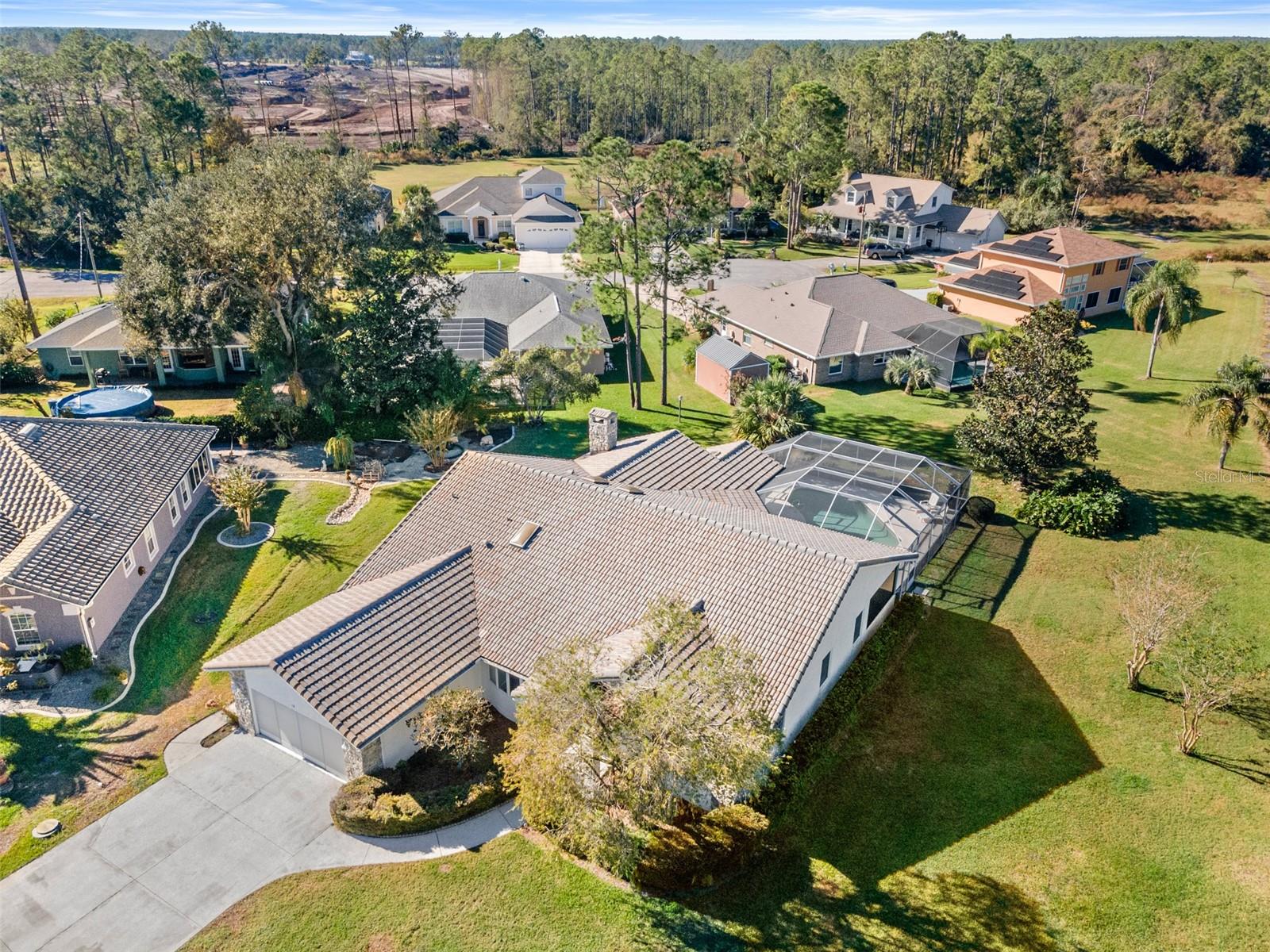 15 LAKE CHARLES PL