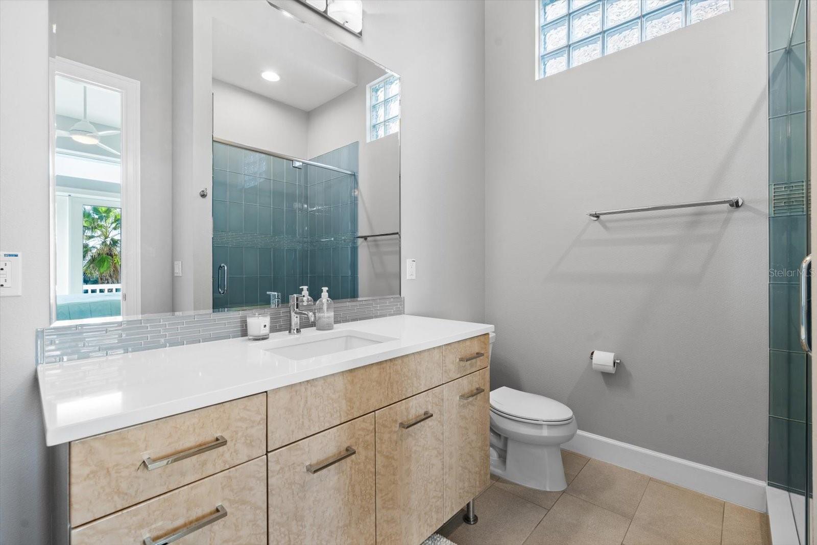 512 CINNAMON BEACH LN