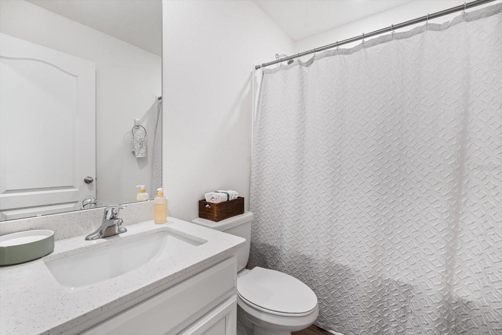 19 SLIPPER FLOWER PATH E