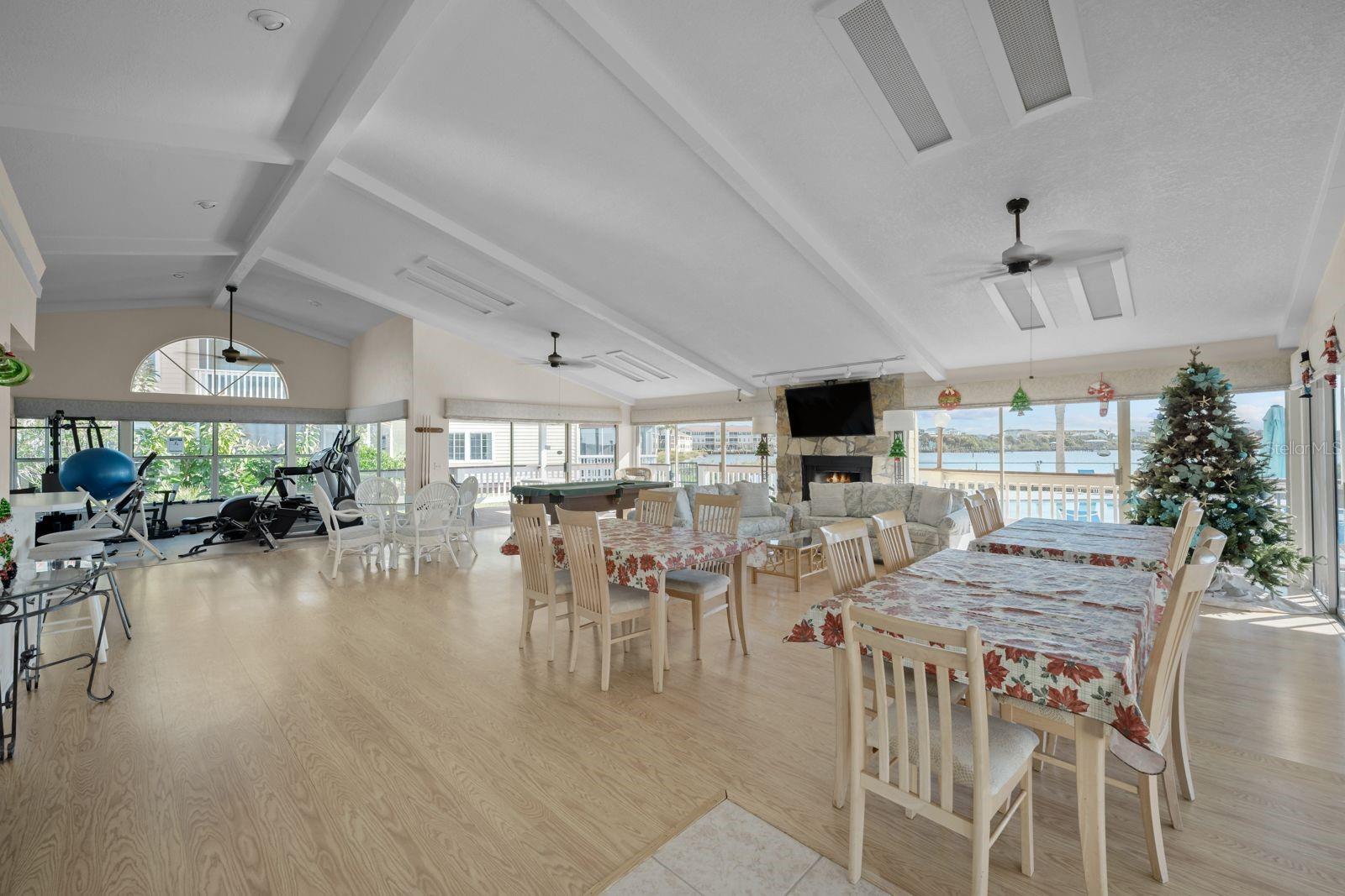 1107 OCEAN MARINA DR