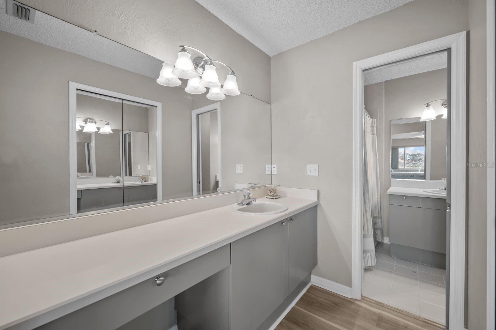 1107 OCEAN MARINA DR