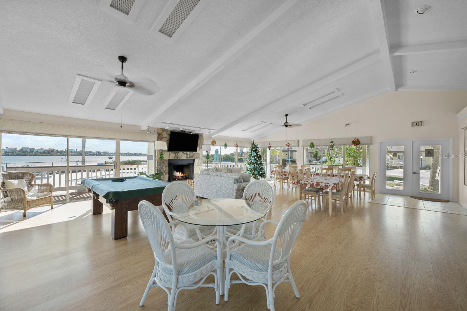 1107 OCEAN MARINA DR