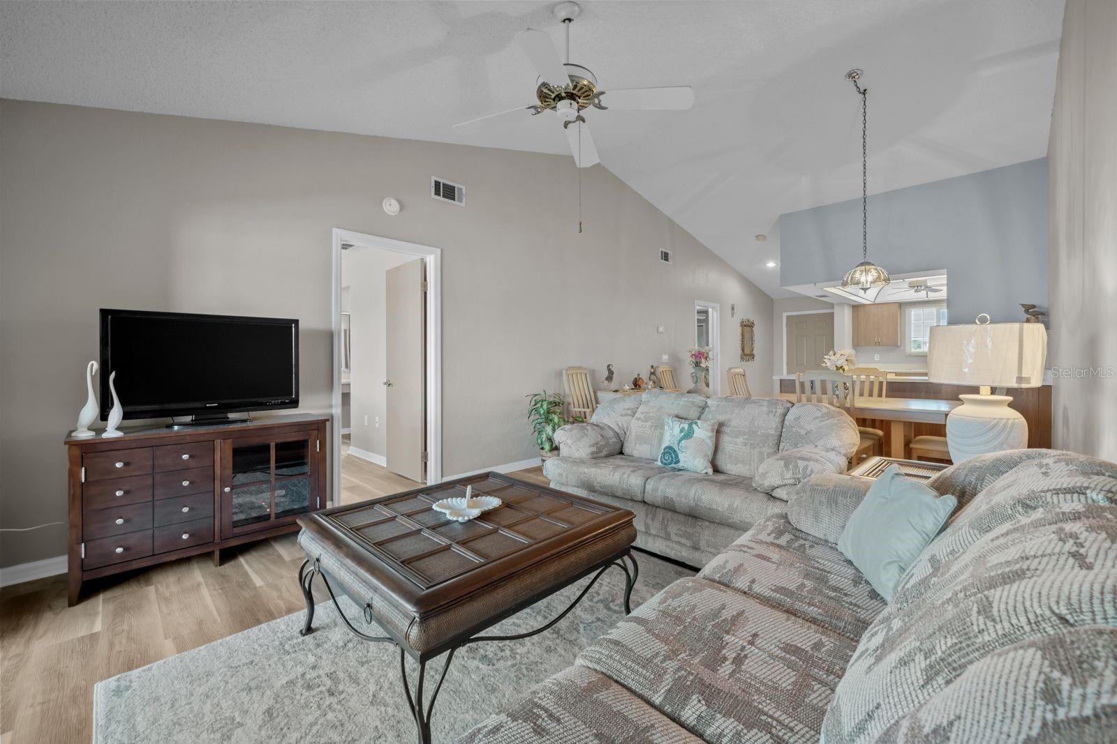 1107 OCEAN MARINA DR