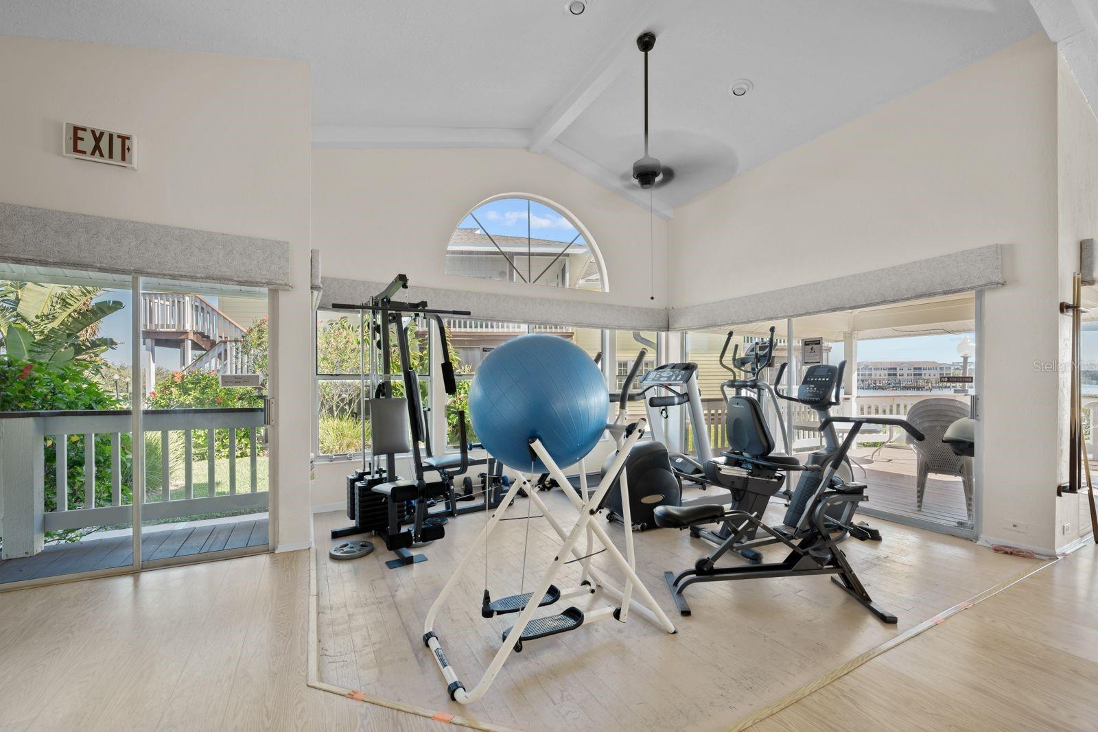 1107 OCEAN MARINA DR