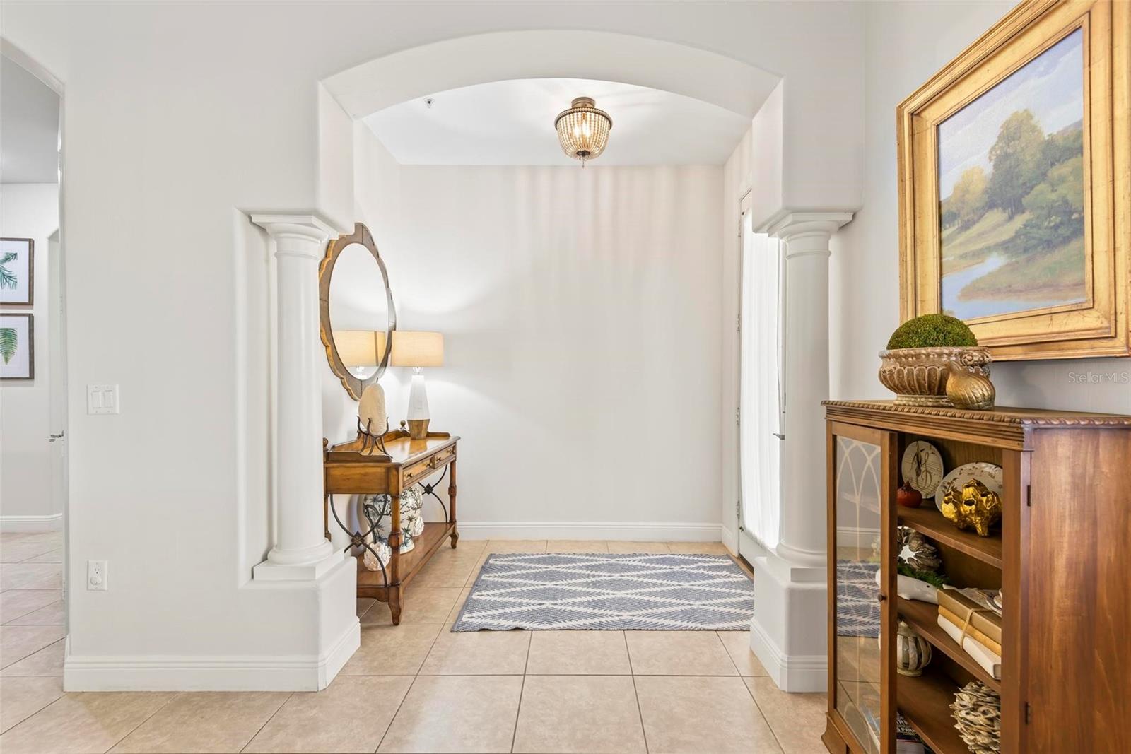 185 AVENUE DE LA MER #201