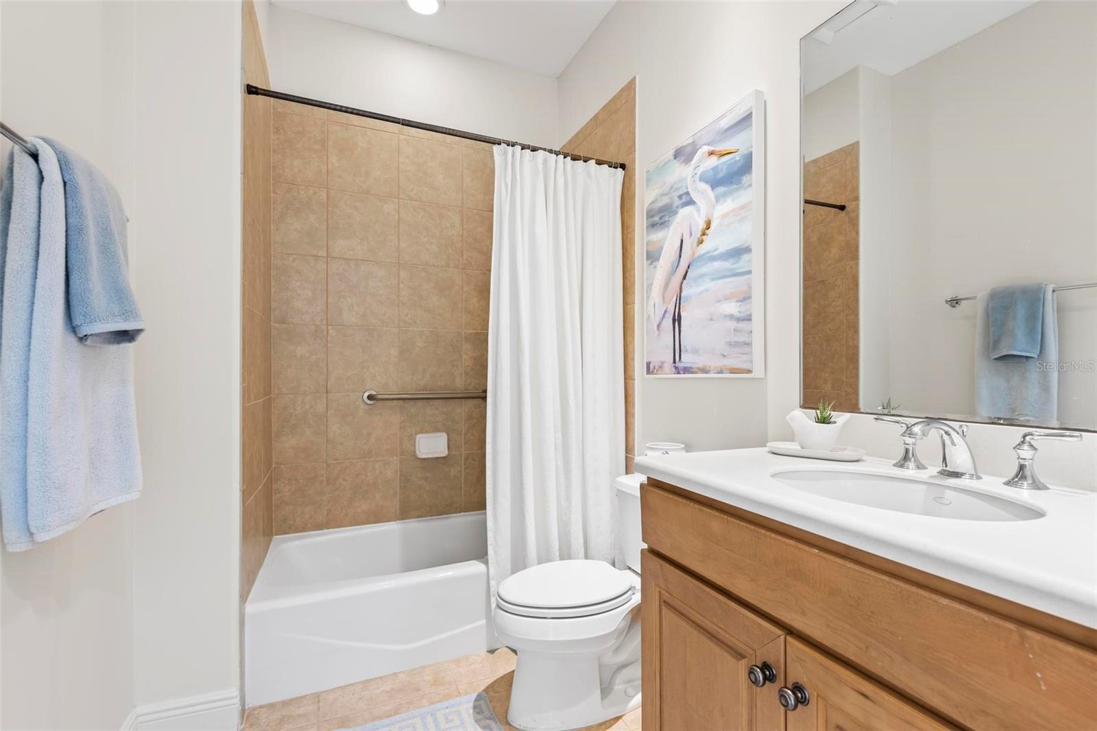 185 AVENUE DE LA MER #201