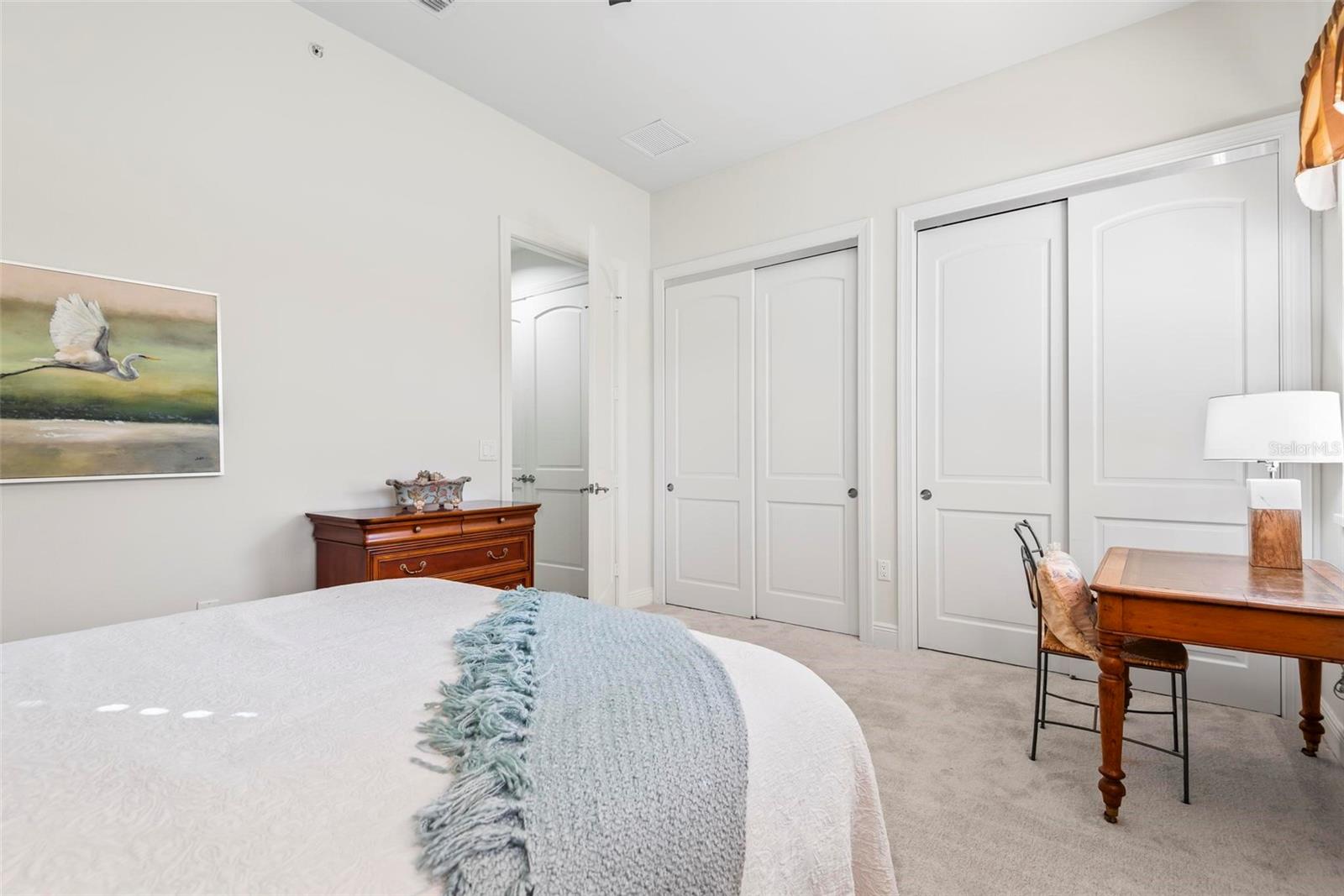 185 AVENUE DE LA MER #201