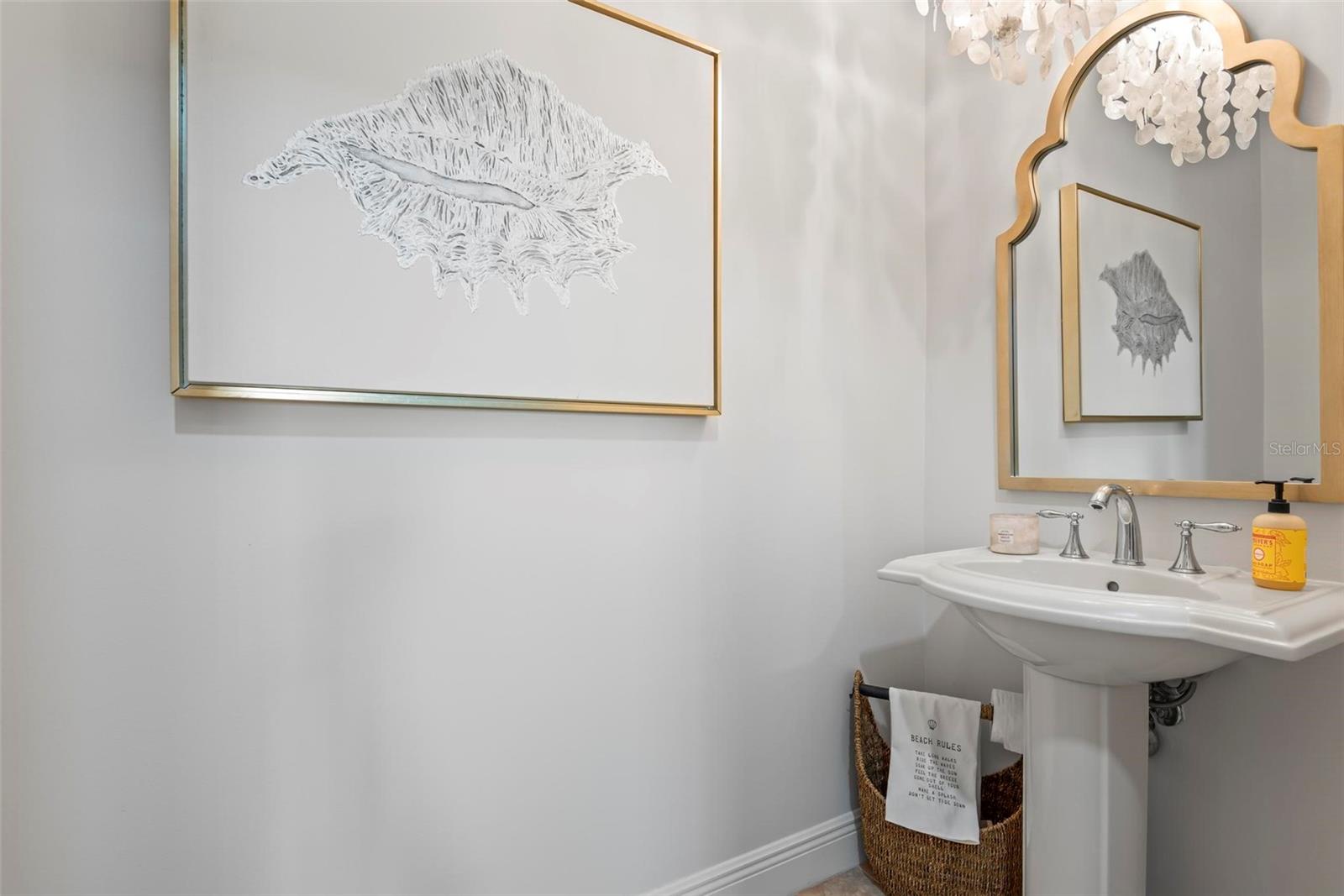 185 AVENUE DE LA MER #201