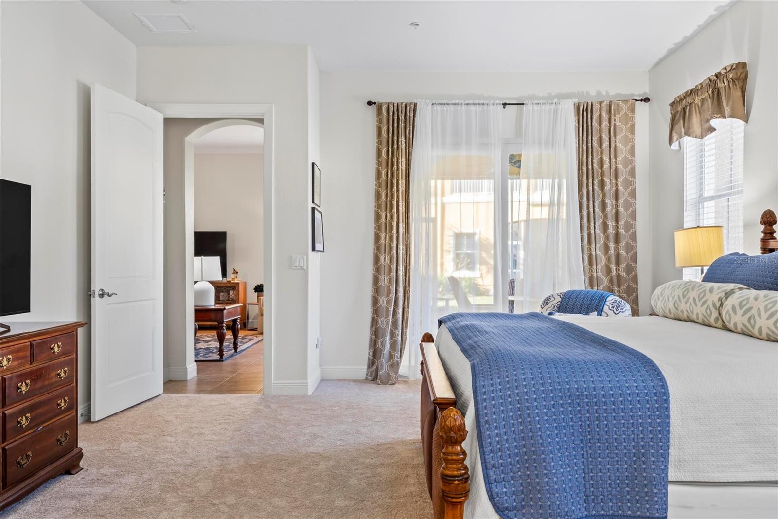 185 AVENUE DE LA MER #201