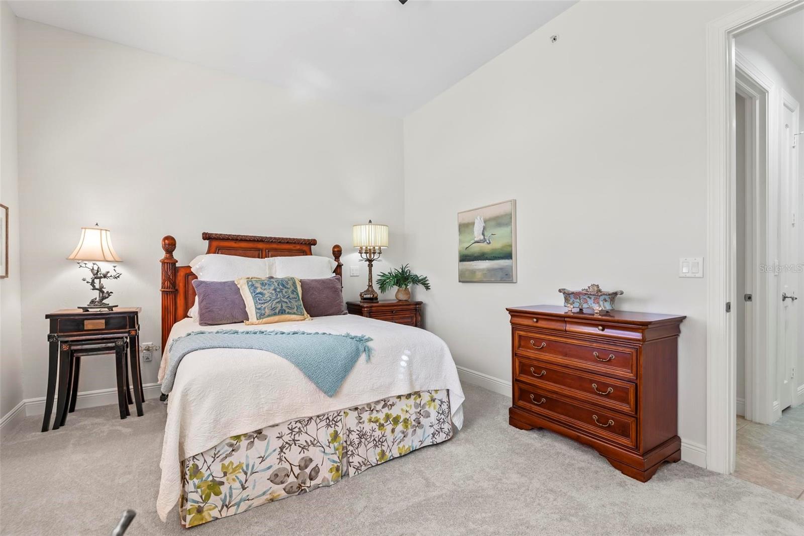 185 AVENUE DE LA MER #201