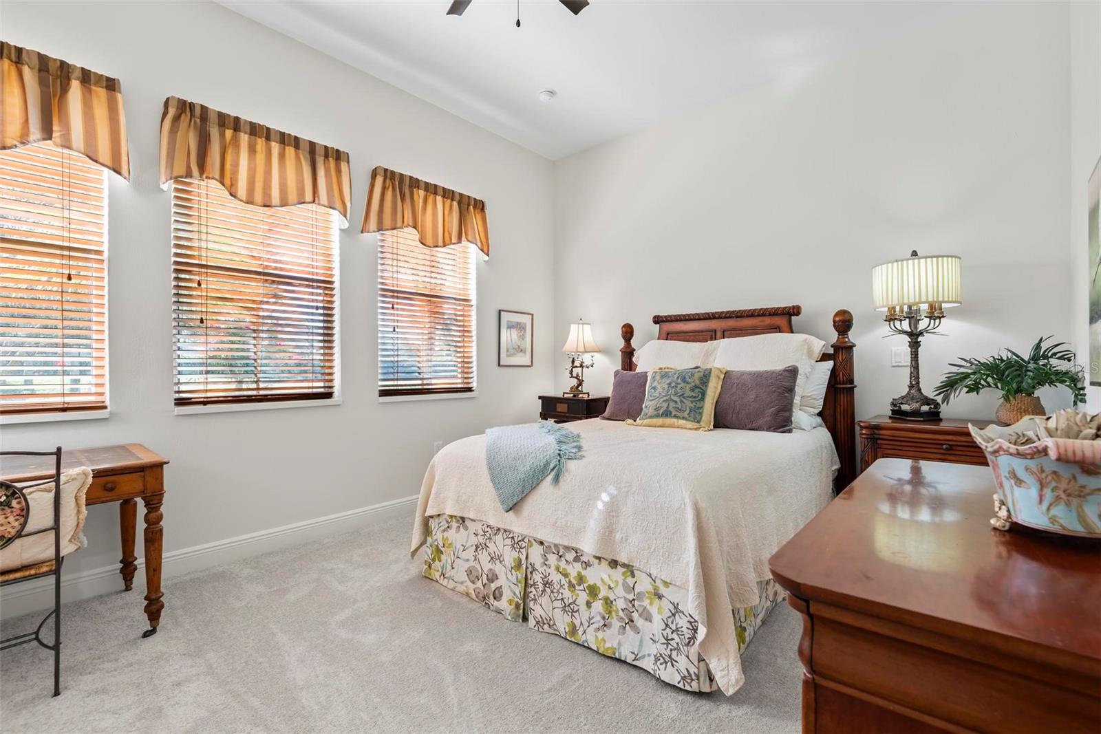 185 AVENUE DE LA MER #201