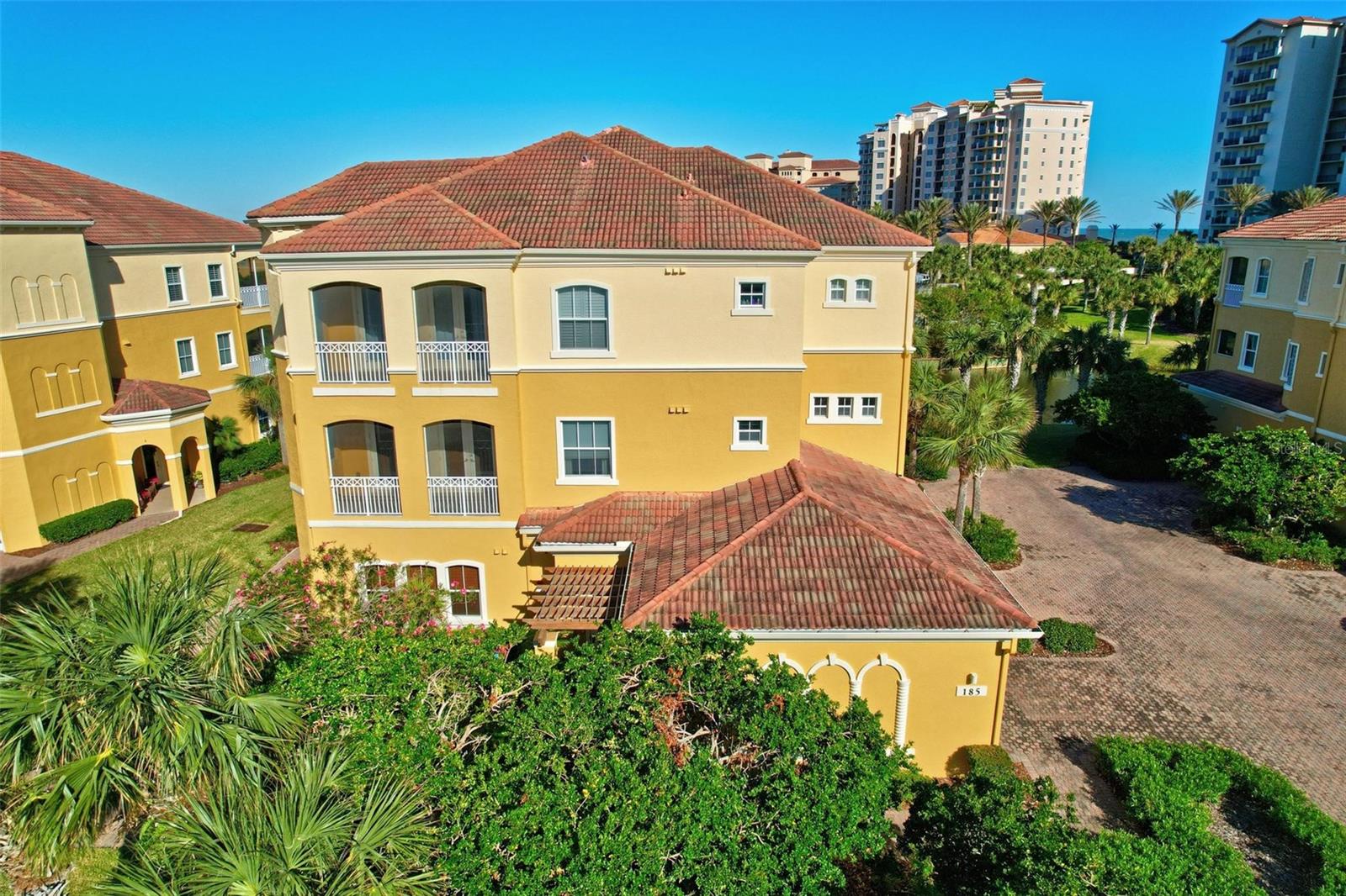 185 AVENUE DE LA MER #201