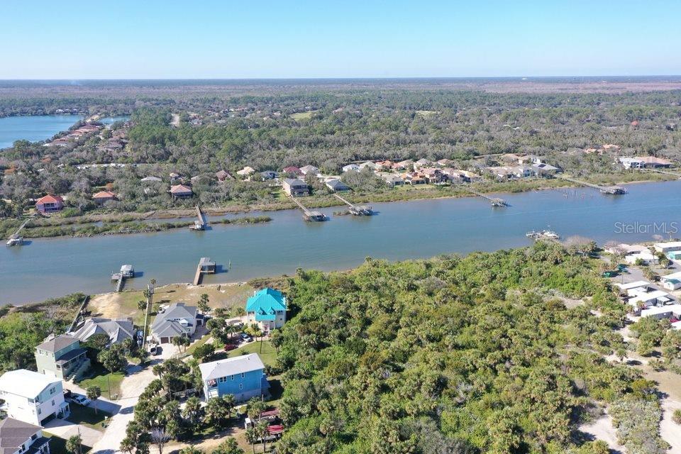 32 N RIVERWALK DR