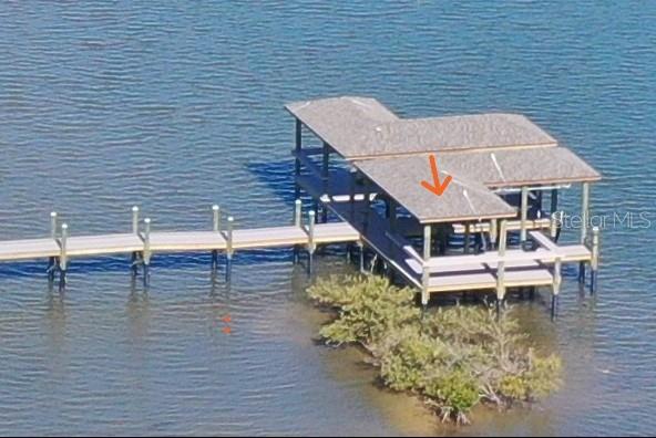 32 N RIVERWALK DR