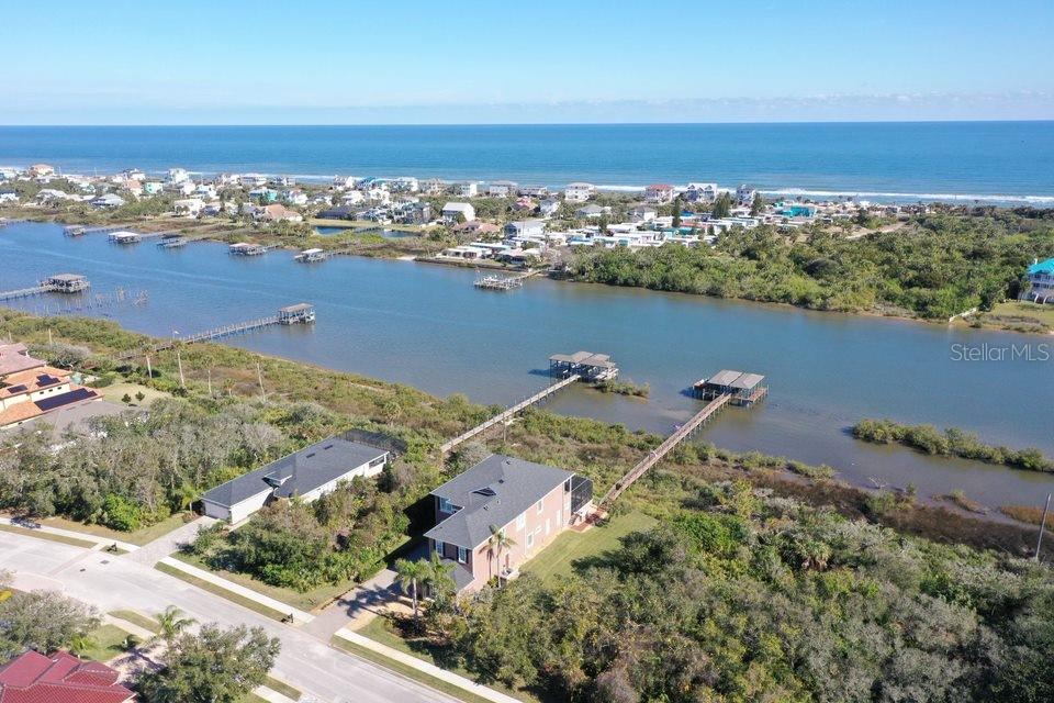 32 N RIVERWALK DR