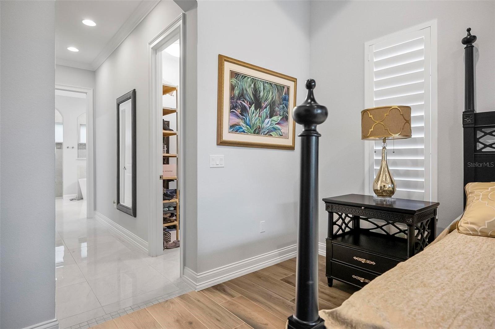 32 CREEKSIDE DR