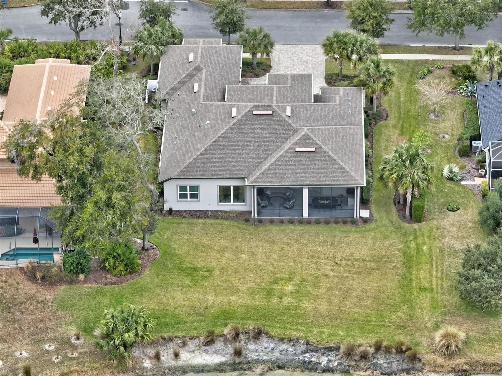 32 CREEKSIDE DR