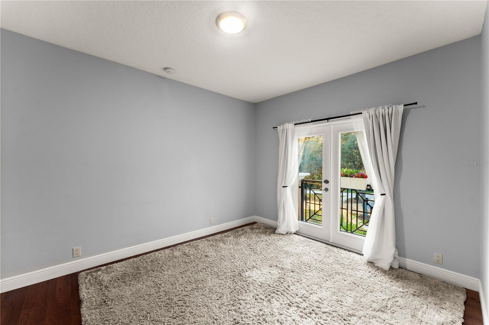 19 S WATERVIEW DR