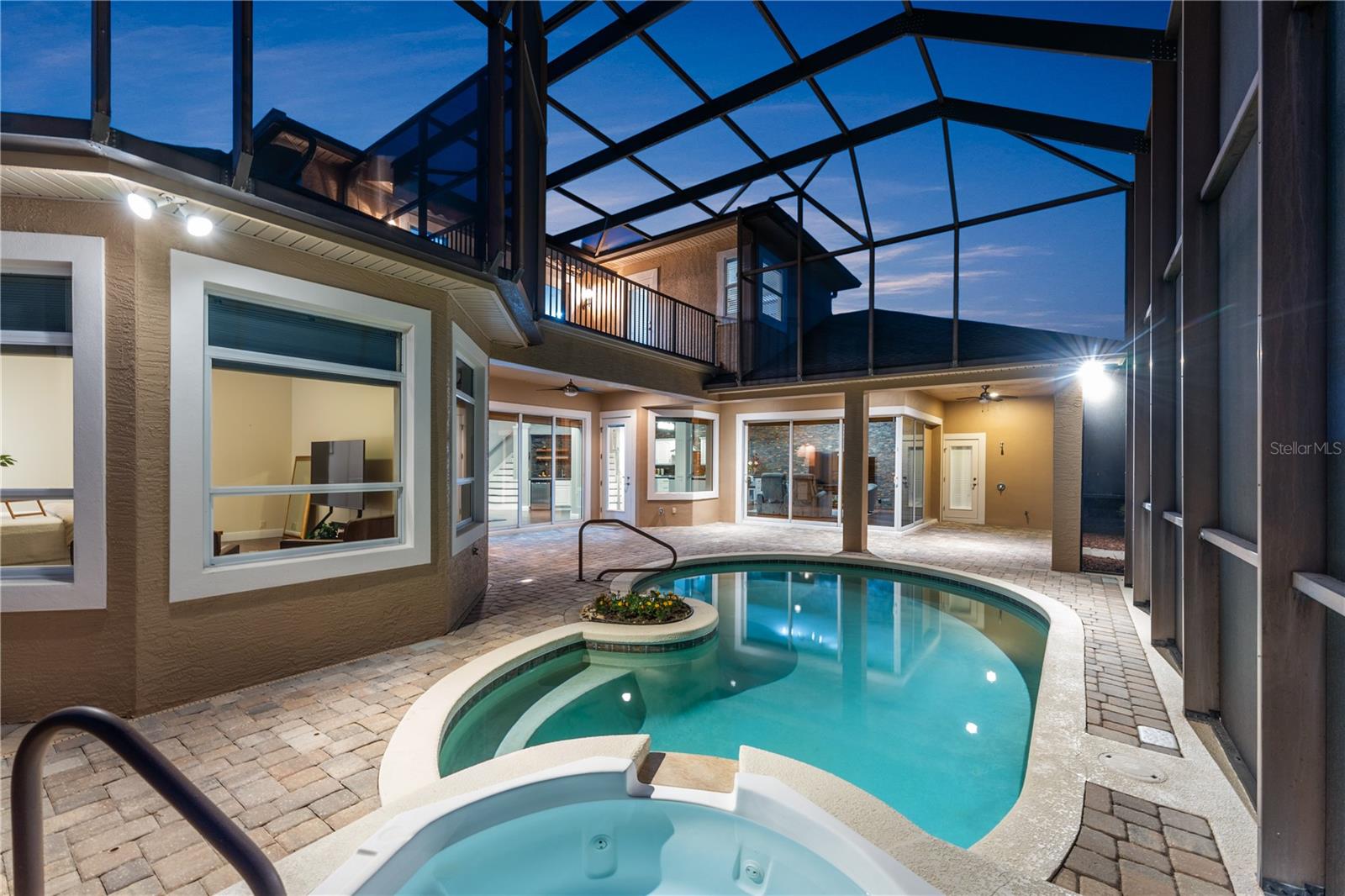 19 S WATERVIEW DR