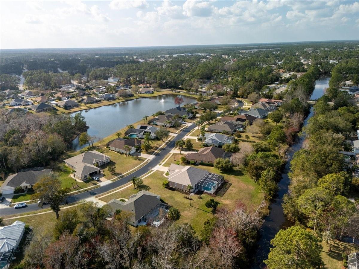 17 LAKESIDE PL E