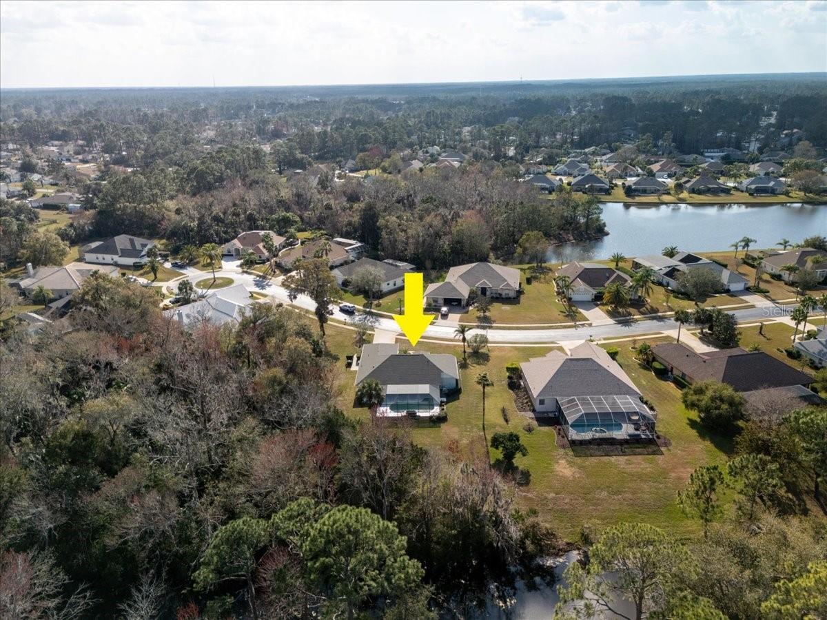 17 LAKESIDE PL E