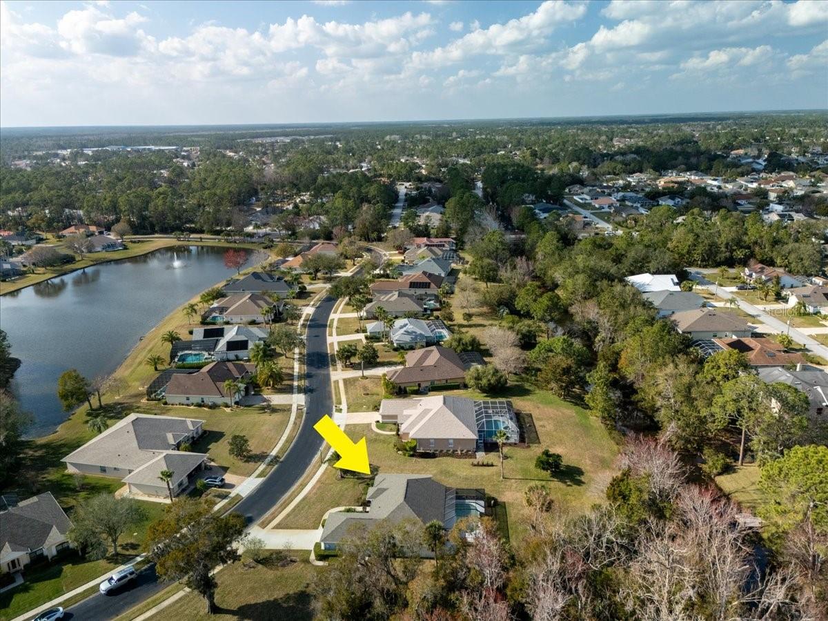 17 LAKESIDE PL E