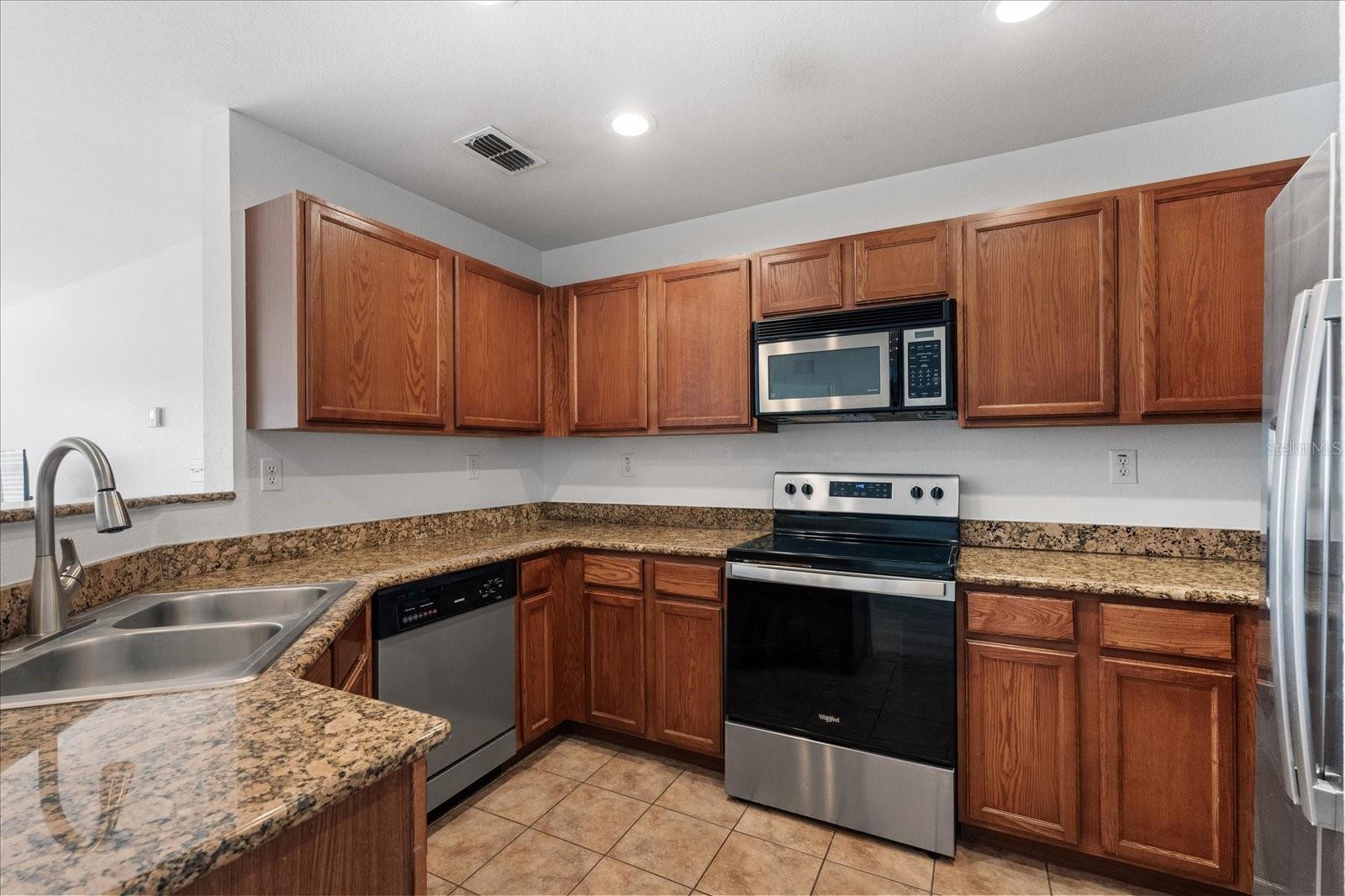 4600 E MOODY BLVD #4O