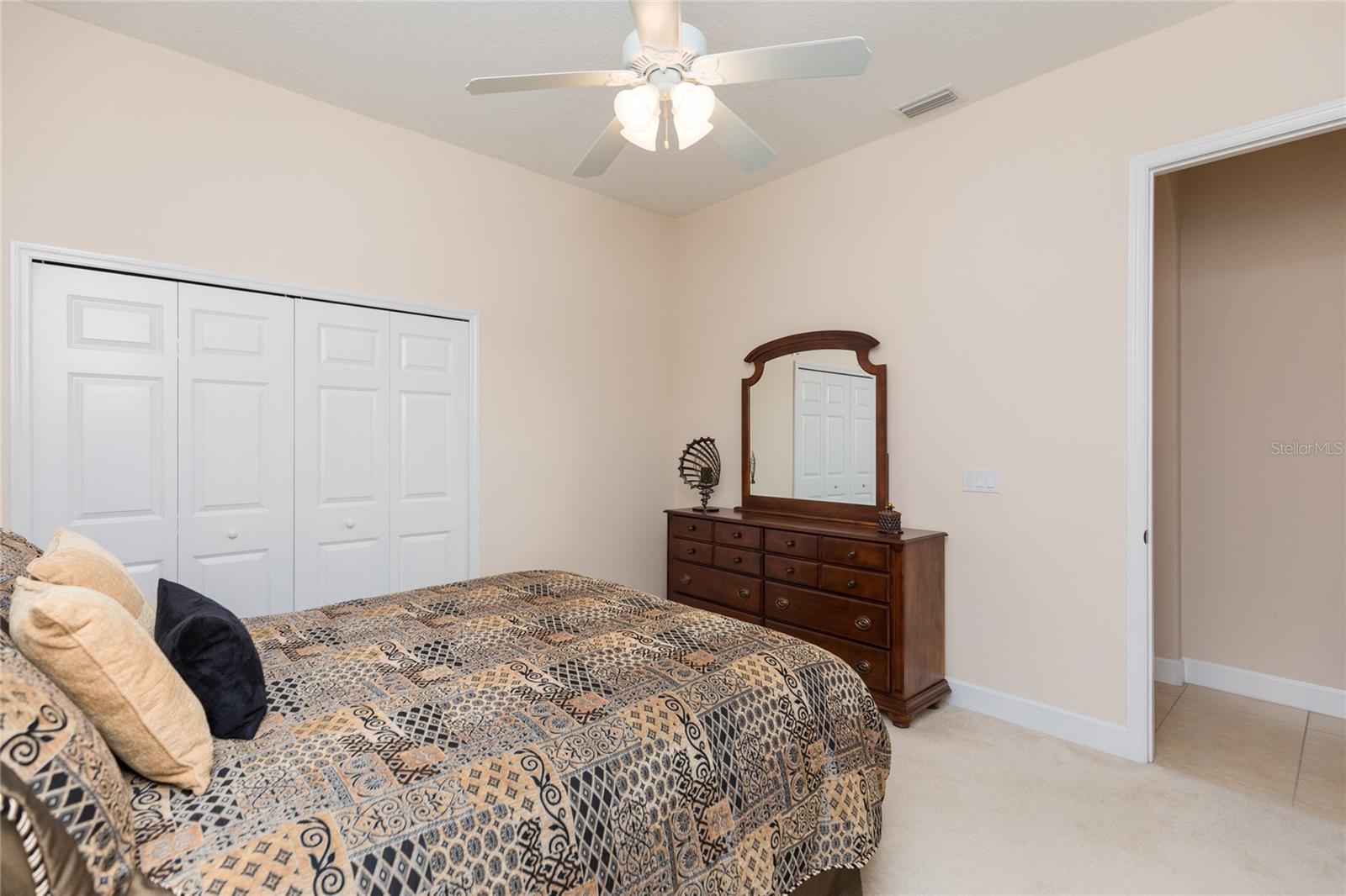 31 SOUTHLAKE DR