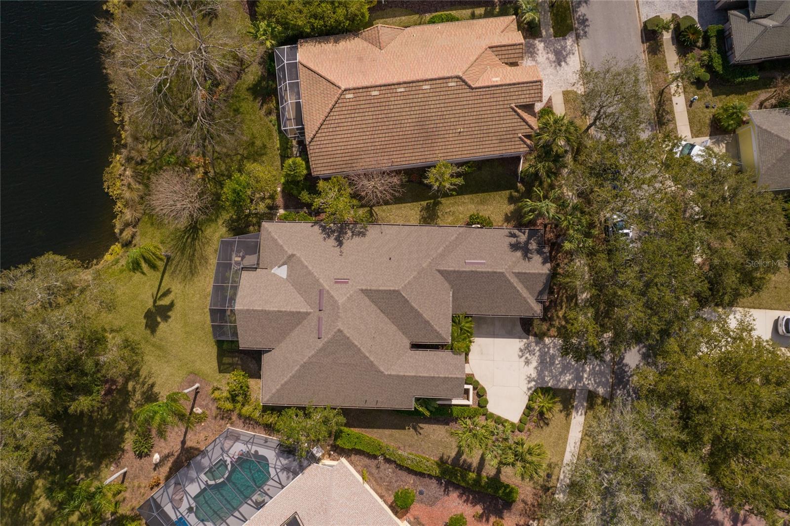 31 SOUTHLAKE DR