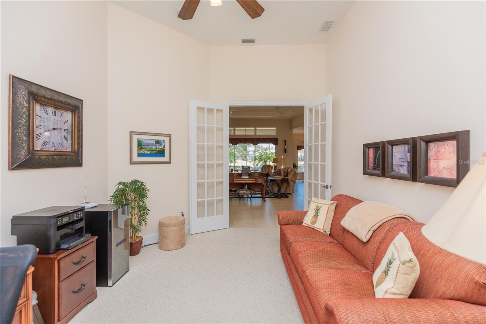31 SOUTHLAKE DR
