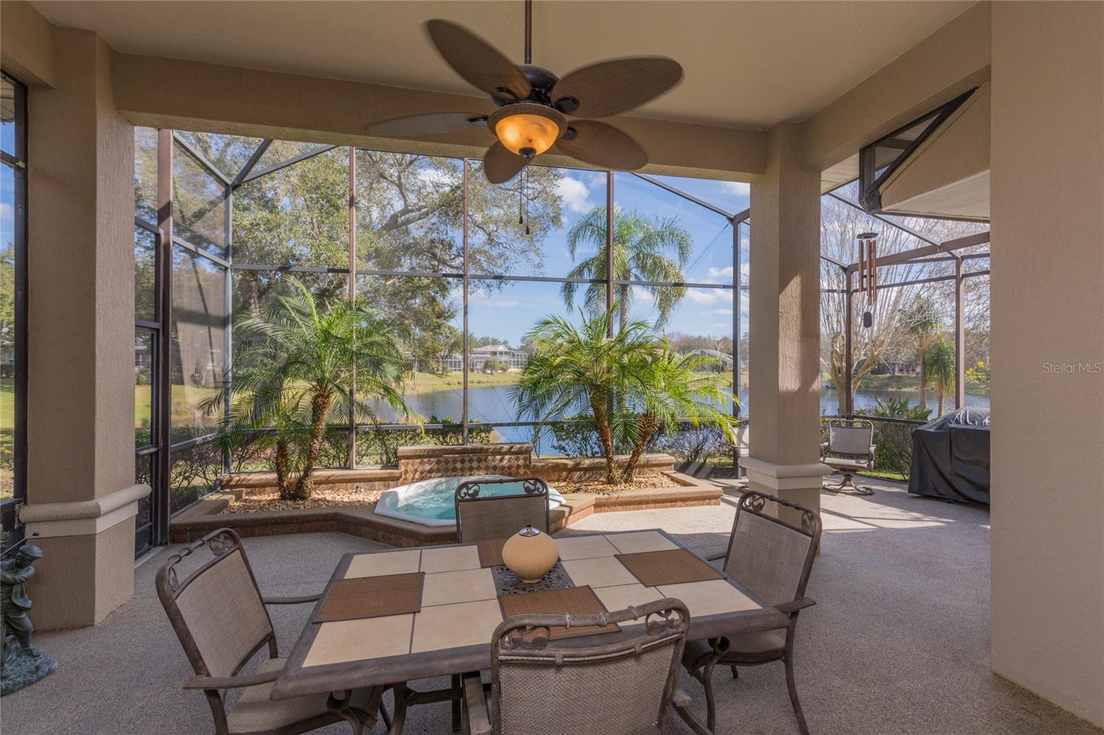 31 SOUTHLAKE DR