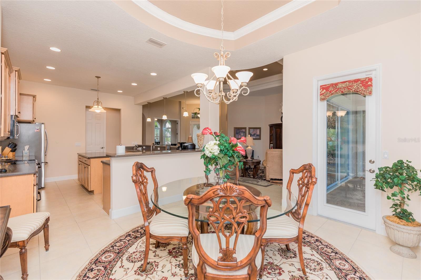 31 SOUTHLAKE DR