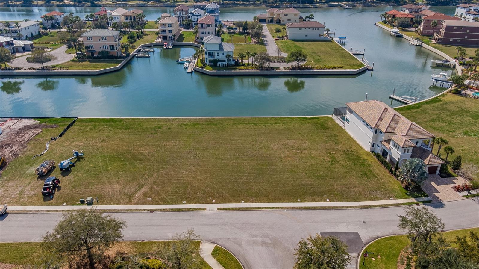 308 HARBOR VILLAGE PT N