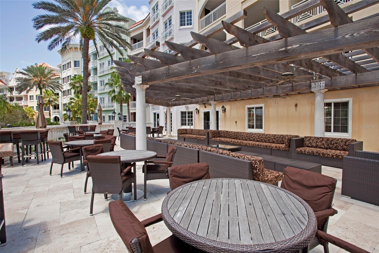 308 HARBOR VILLAGE PT N