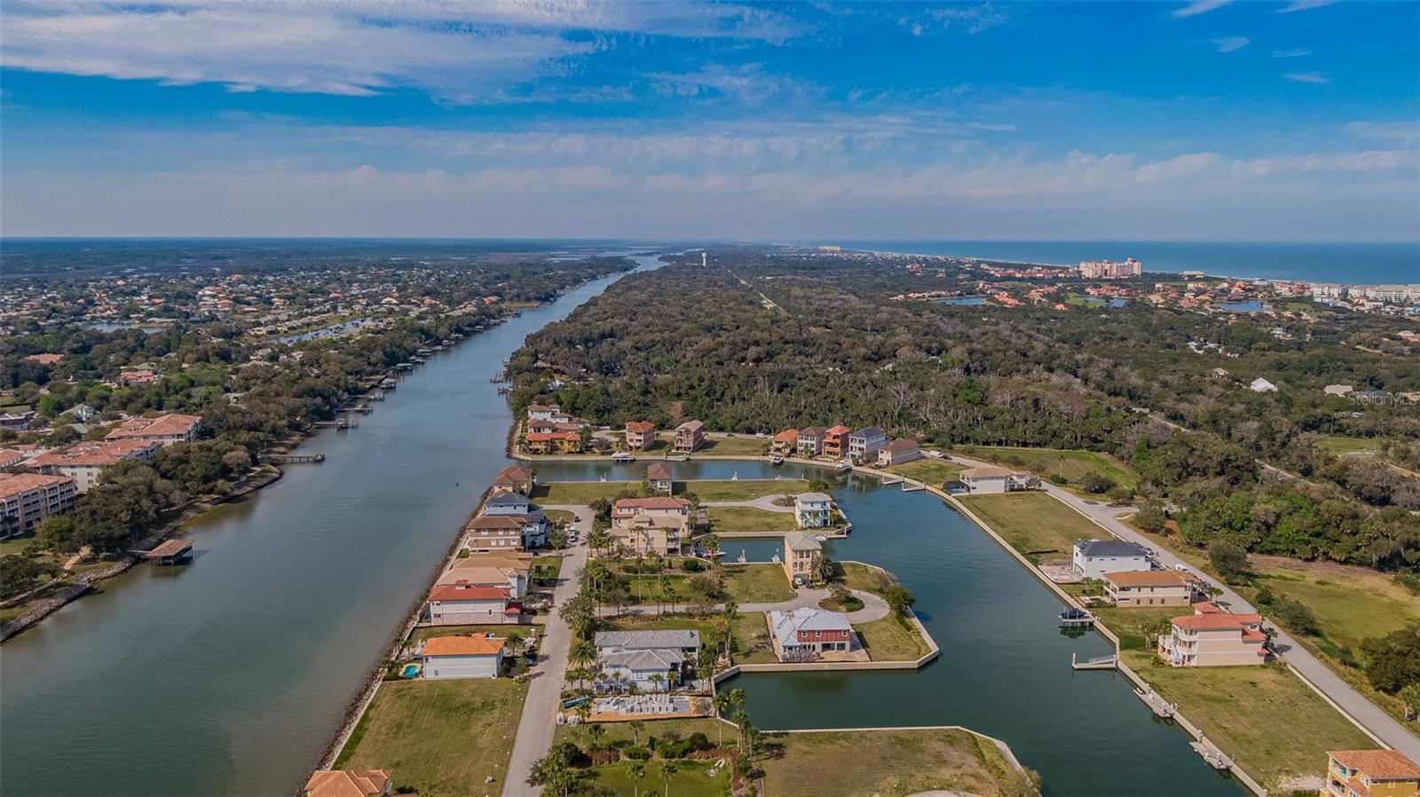 308 HARBOR VILLAGE PT N