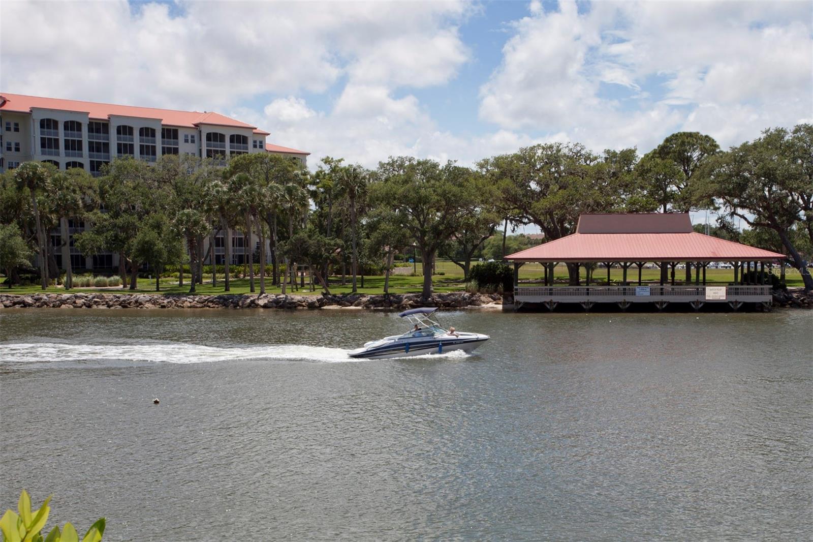 308 HARBOR VILLAGE PT N