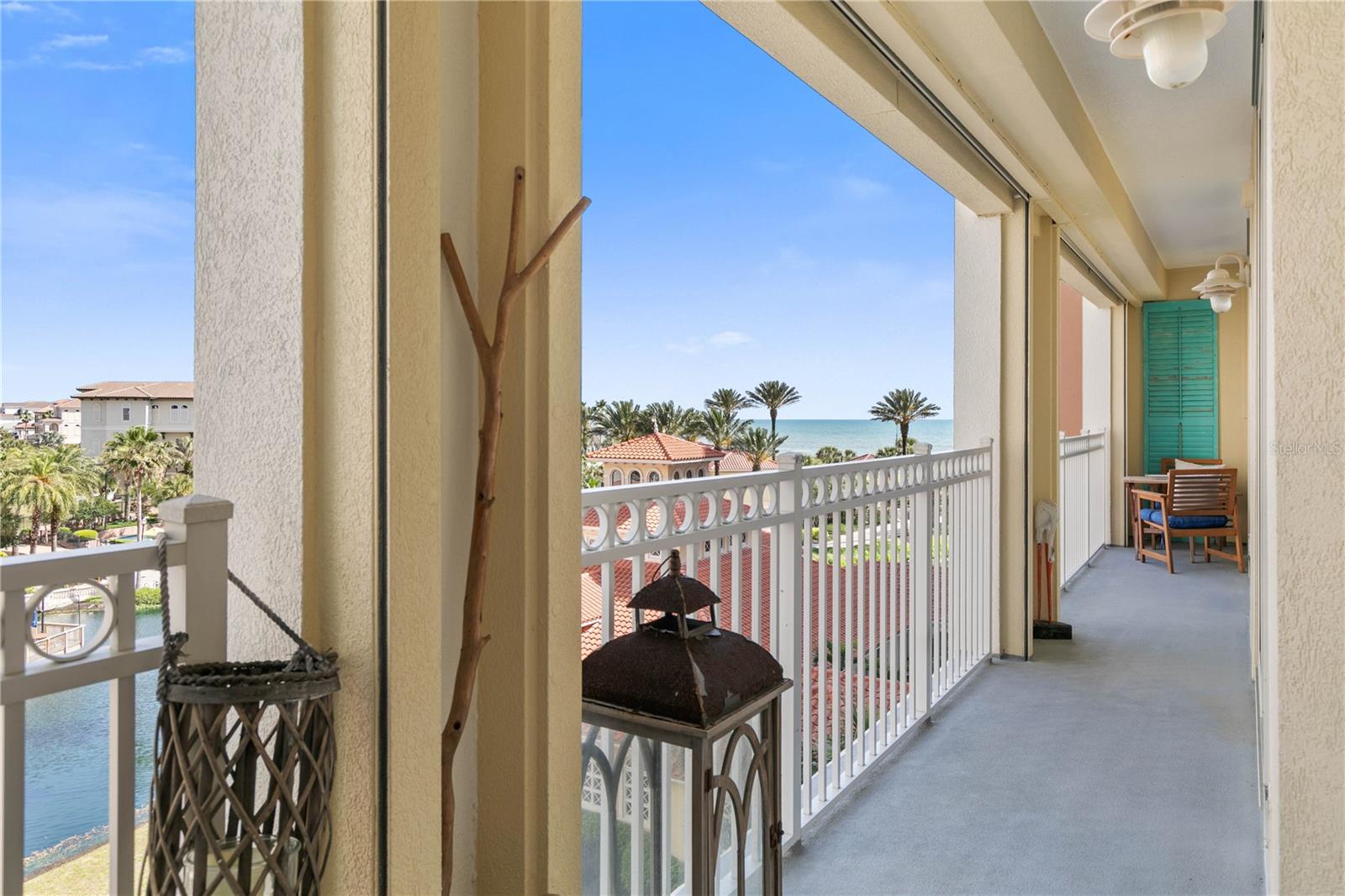 200 OCEAN CREST DR #306