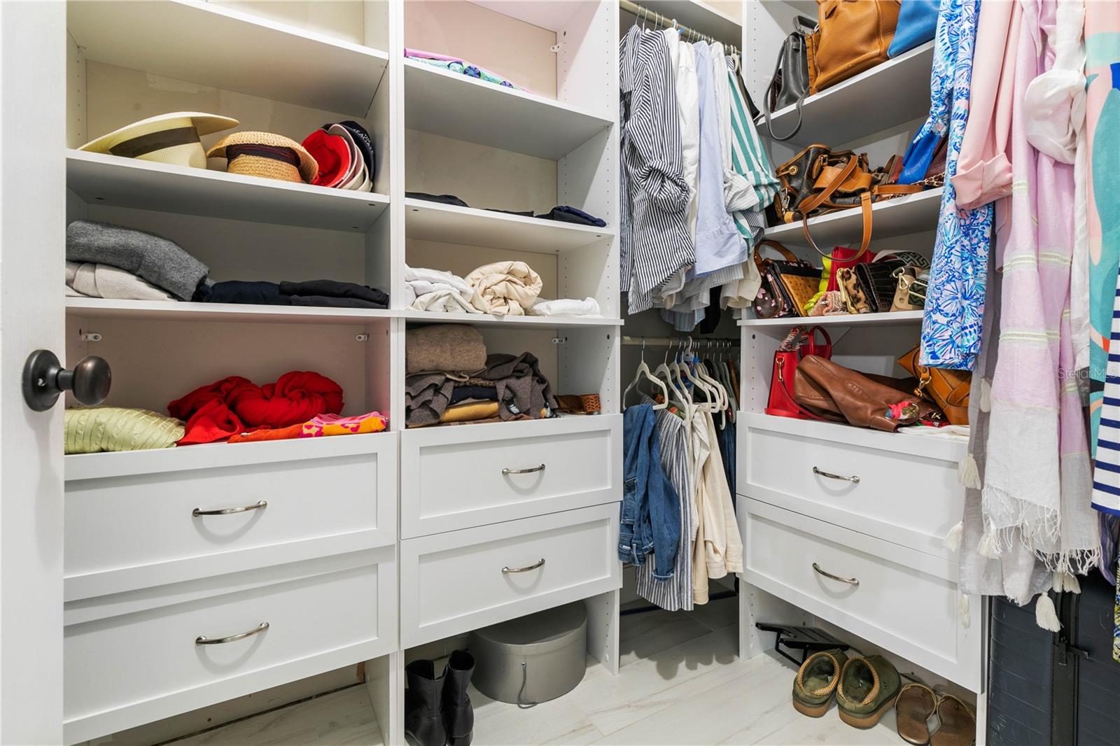 200 OCEAN CREST DR #306