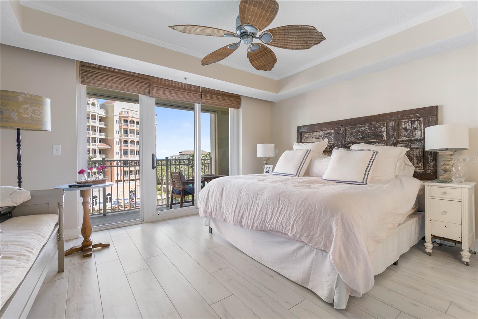 200 OCEAN CREST DR #306