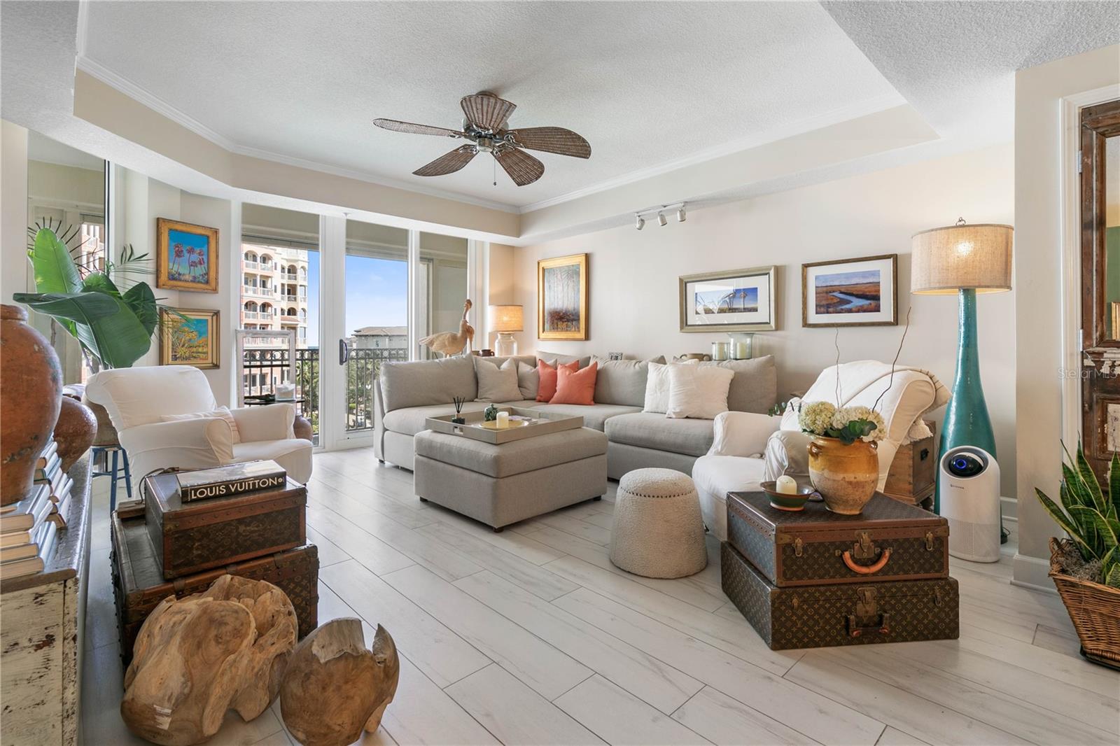 200 OCEAN CREST DR #306