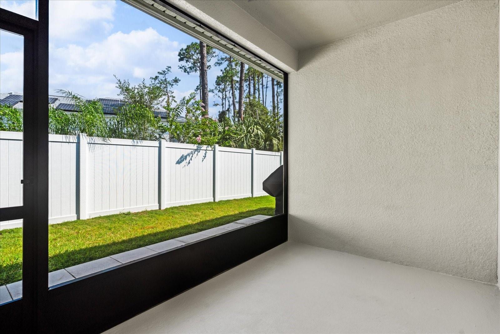 4 ZAUNSTOWN PL