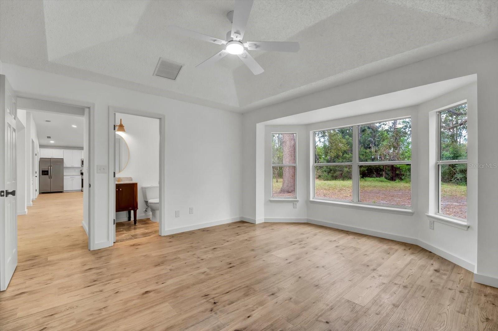 89 ROSE DR