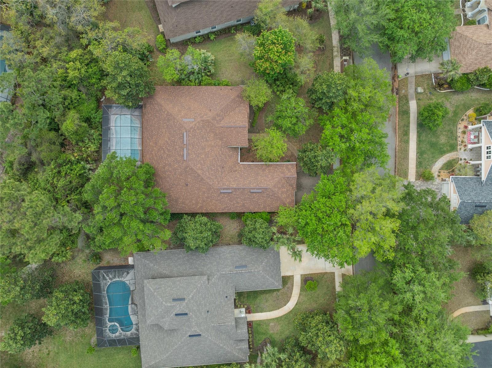 8 N VILLAGE DR