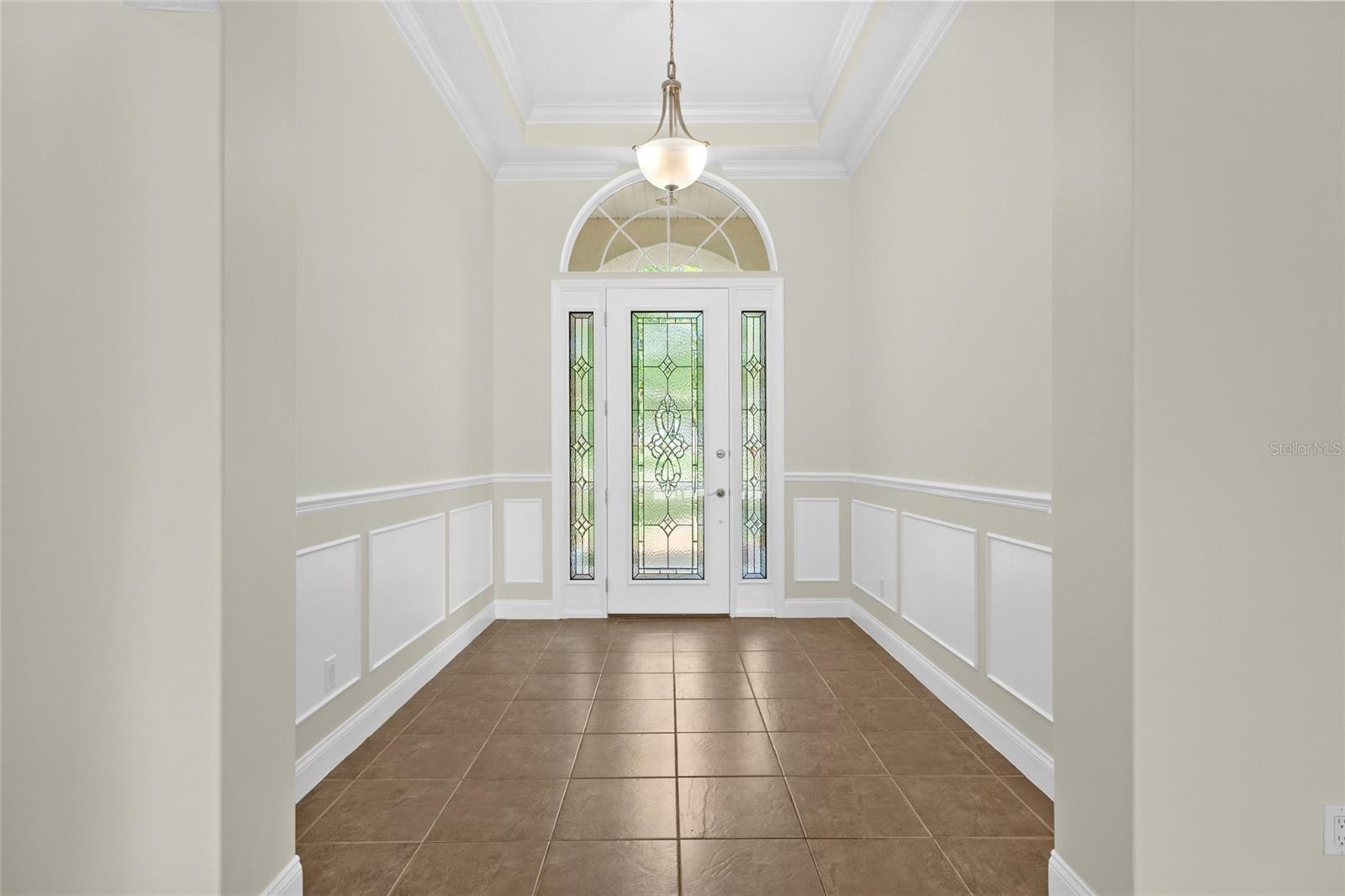 8 N VILLAGE DR