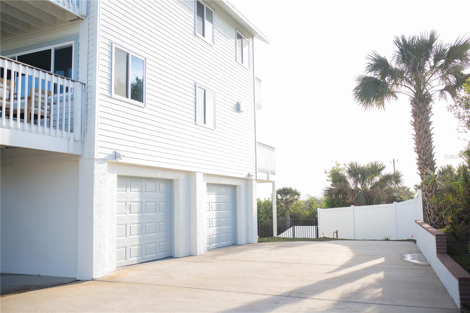 2574 N OCEAN SHORE BLVD