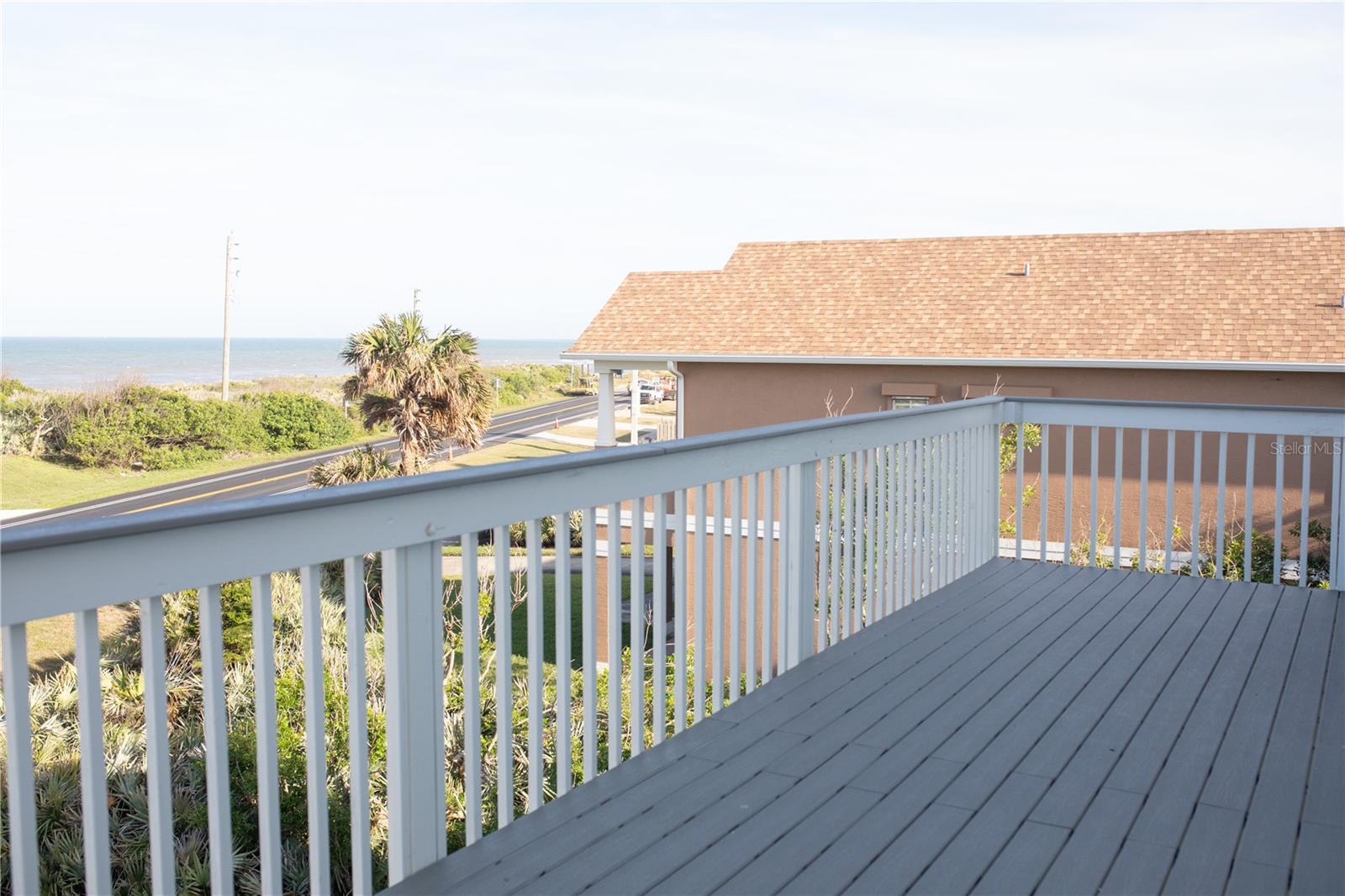 2574 N OCEAN SHORE BLVD